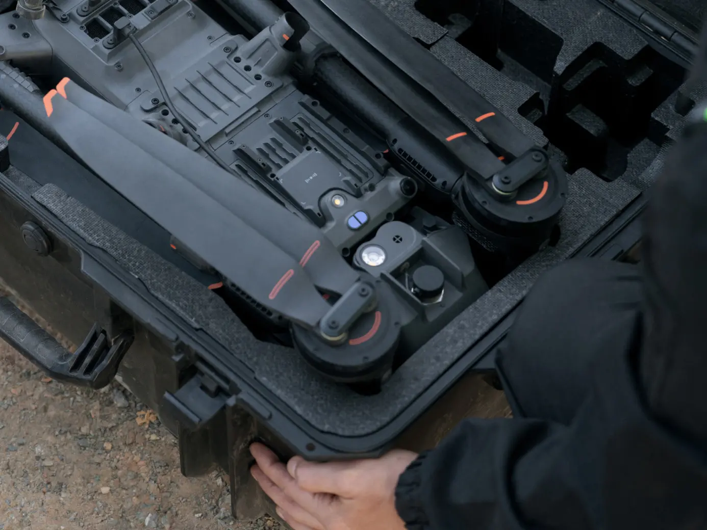 Matrice 400 easy storage with parachute attached